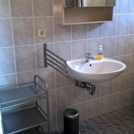 Mofardin ゲストハウス